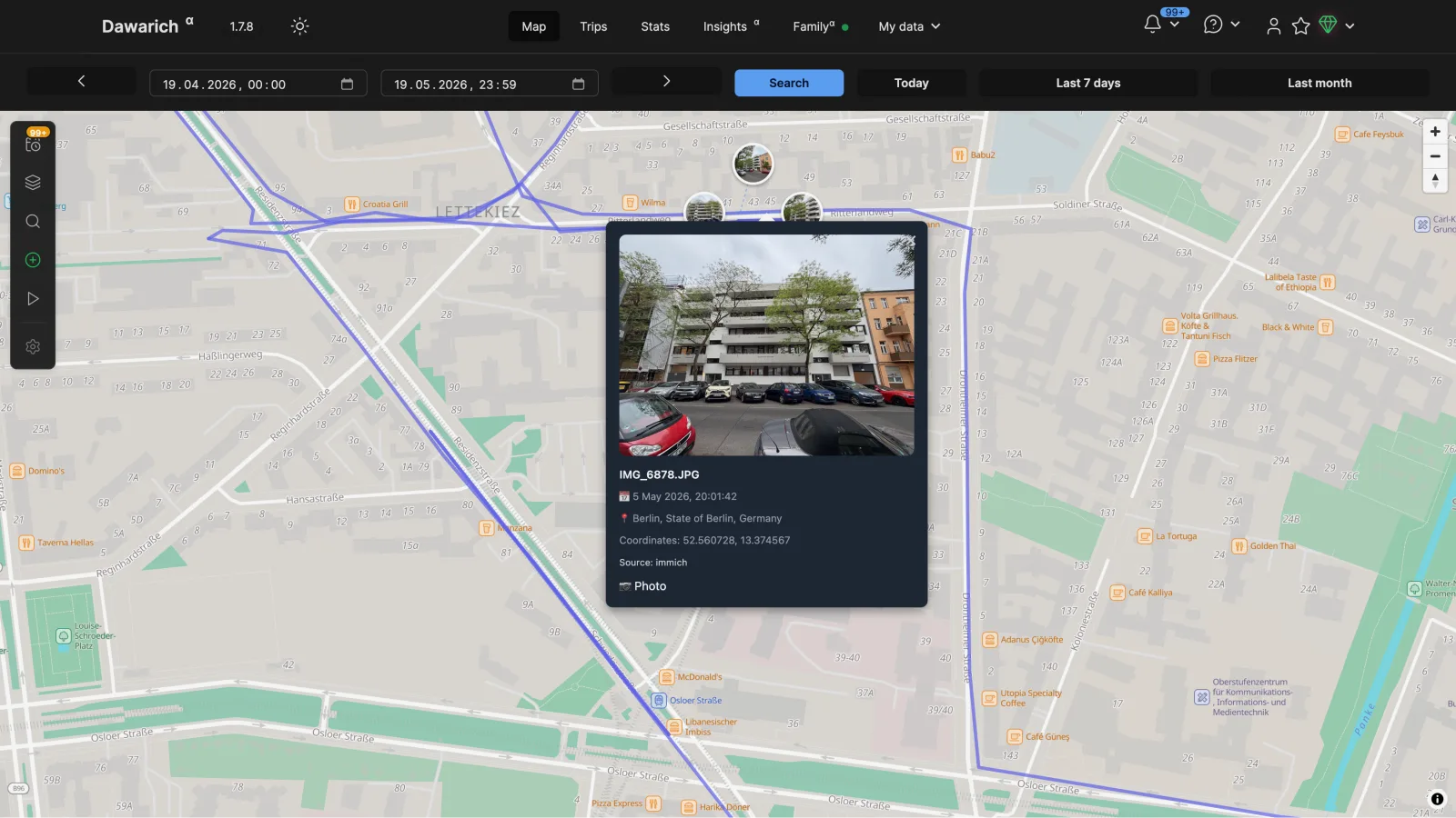Photos displayed on map